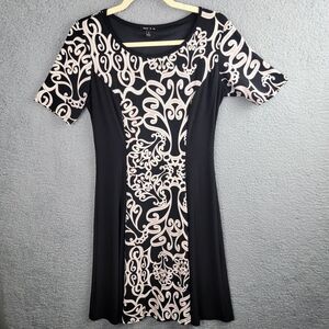 Sami & Jo Dress Womens S Black Pink White A-Line Stretch Slimming Pullover Lined